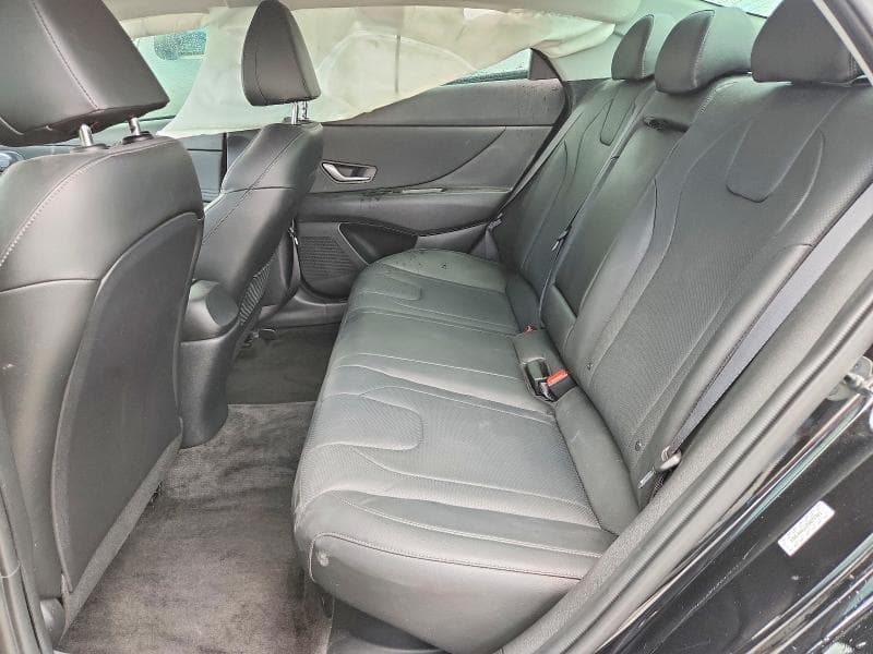 2023 HYUNDAI ELANTRA LIMITED 10