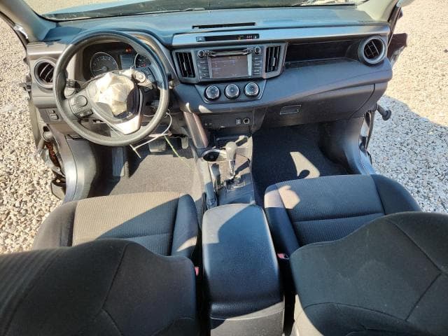 2017 TOYOTA RAV4 LE LE 8