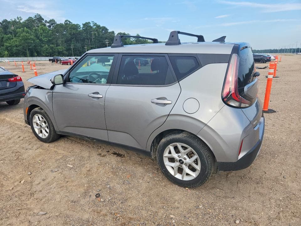 2023 KIA SOUL LX 2
