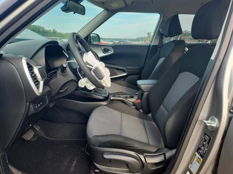 2023 KIA SOUL LX 7
