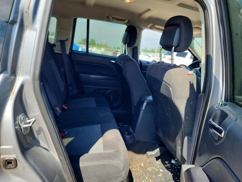 2016 JEEP COMPASS SPORT 10