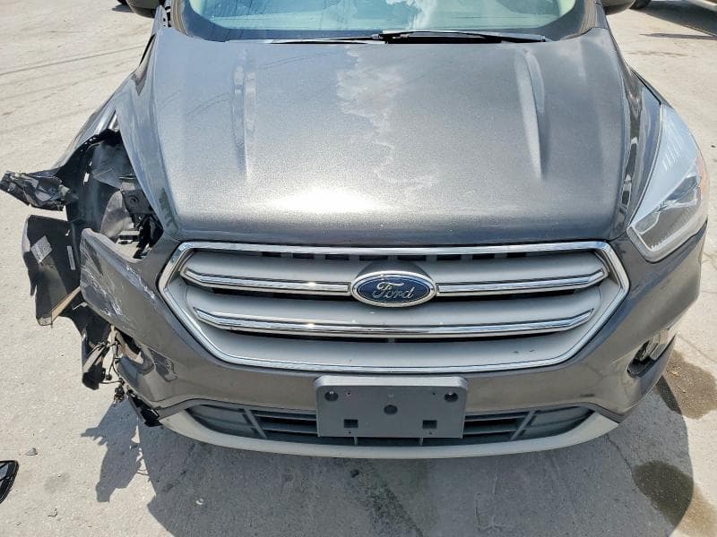2018 FORD ESCAPE SEL 12