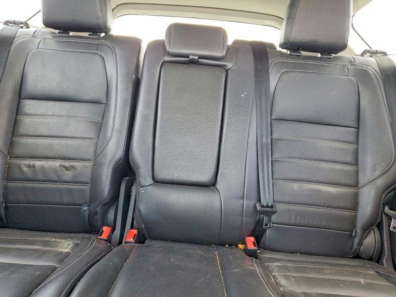 2018 FORD ESCAPE SEL 10