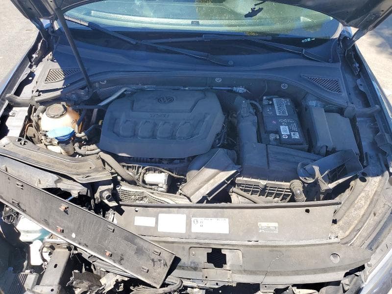 2018 VOLKSWAGEN PASSAT SE 11