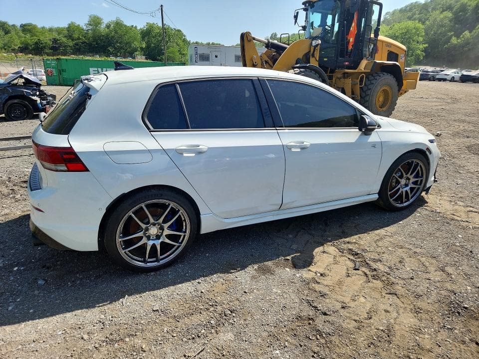 2025 VOLKSWAGEN GOLF R 3