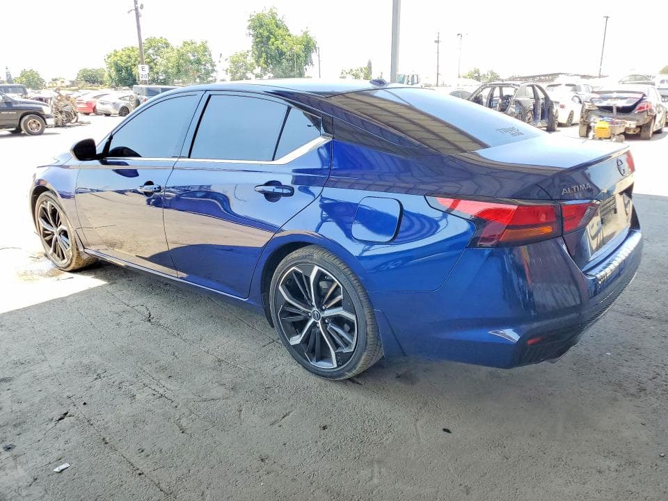2023 NISSAN ALTIMA SR 2