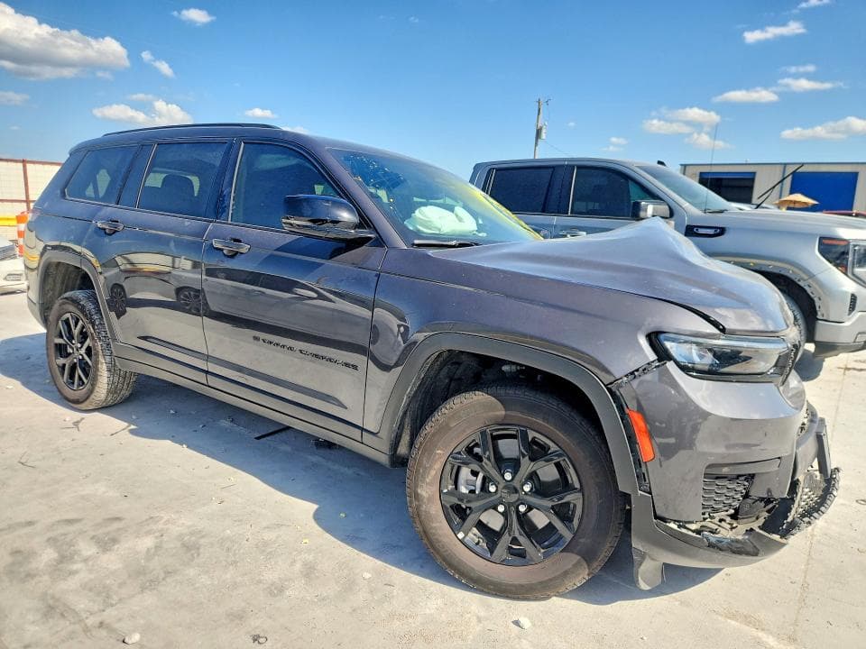 2024 JEEP GRAND CHEROKEE L LAREDO 4