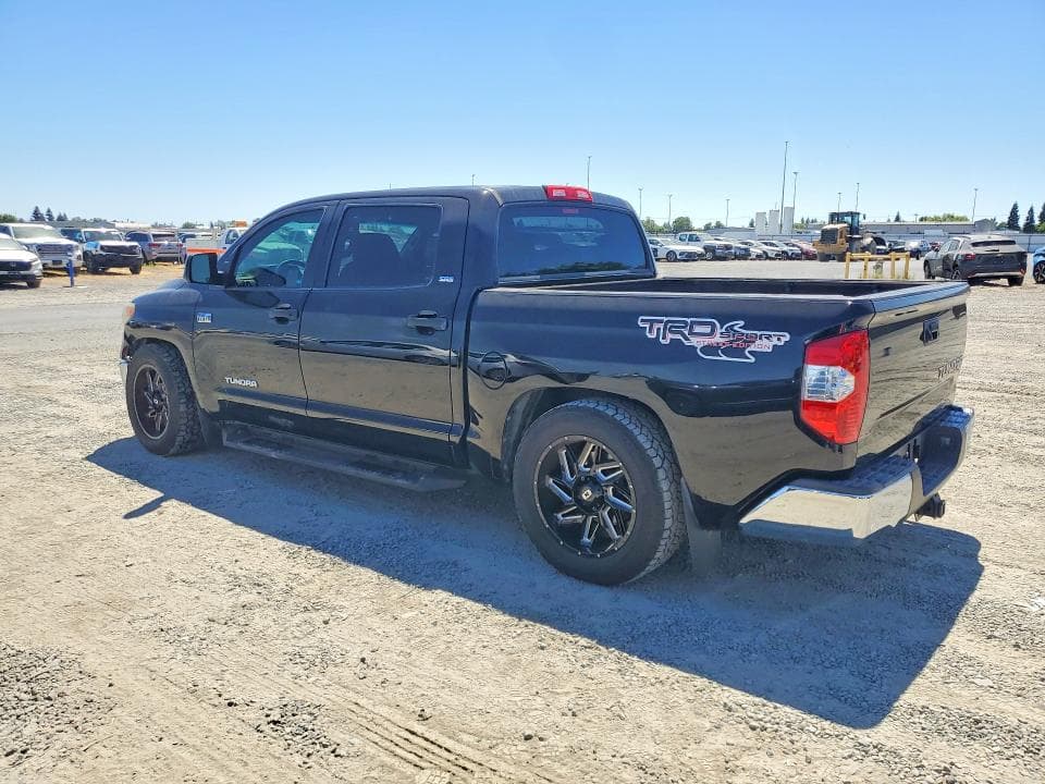 2017 TOYOTA TUNDRA CREWMAX SR5 2