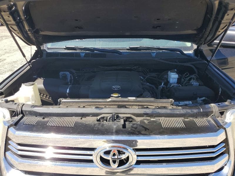 2017 TOYOTA TUNDRA CREWMAX SR5 11