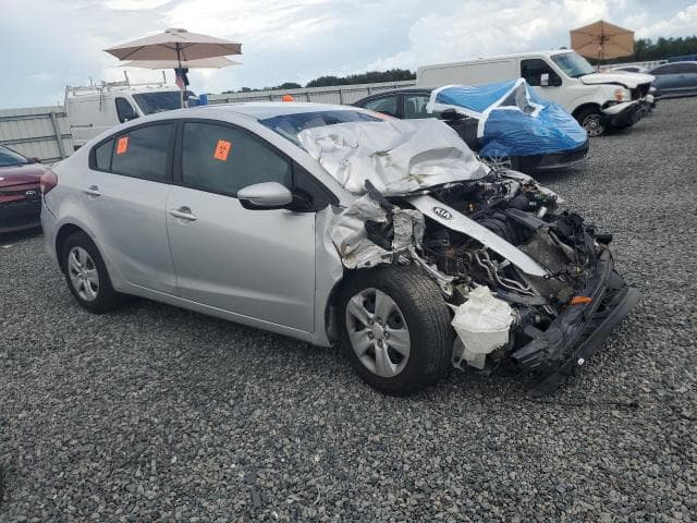 2017 KIA FORTE LX 4