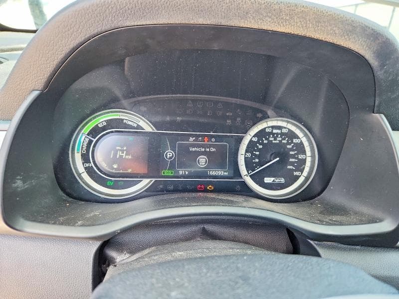 2019 KIA NIRO LX 9