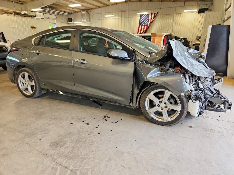 2017 CHEVROLET VOLT LT 4