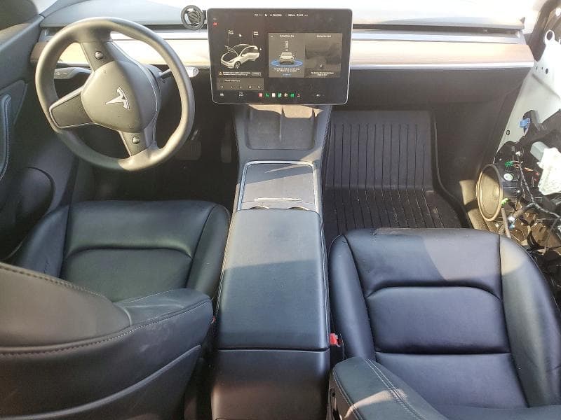 2021 TESLA MODEL Y 8