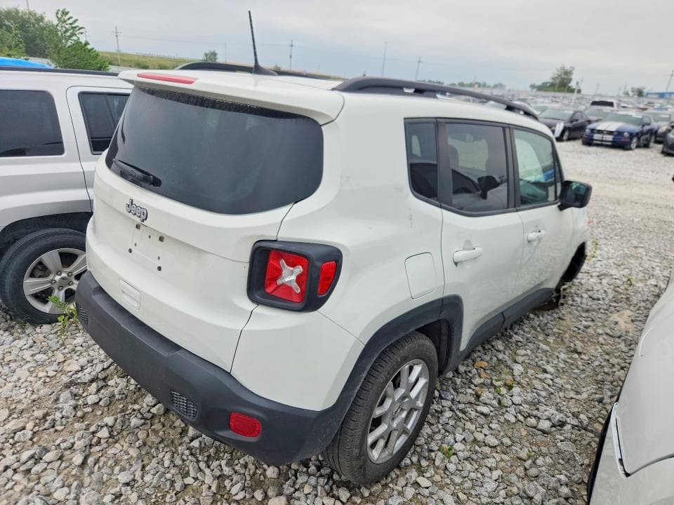 2022 JEEP RENEGADE LATITUDE 3