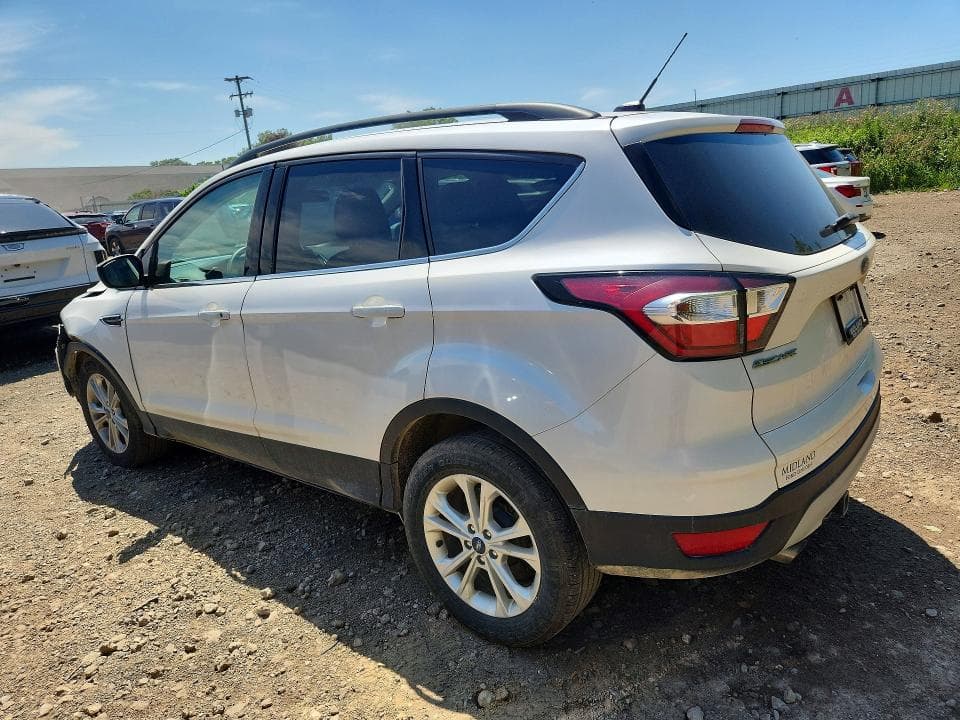 2017 FORD ESCAPE SE 2