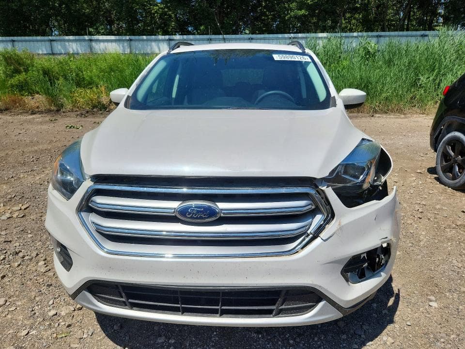 2017 FORD ESCAPE SE 5