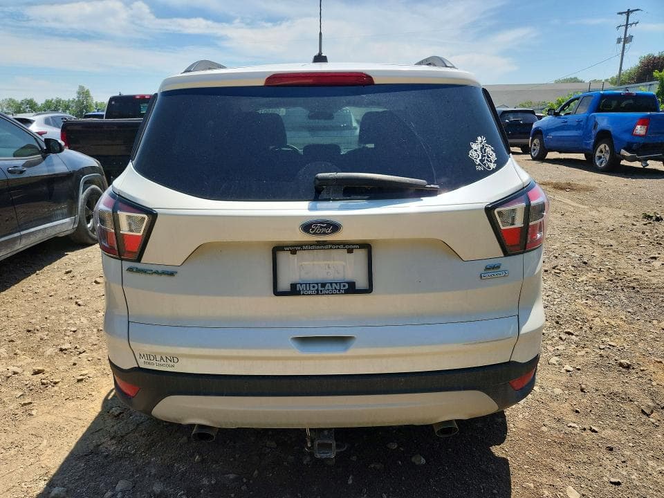 2017 FORD ESCAPE SE 6