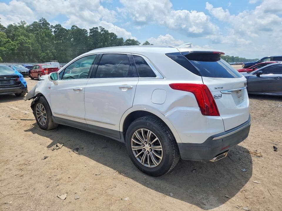 2017 CADILLAC XT5 LUXURY 2