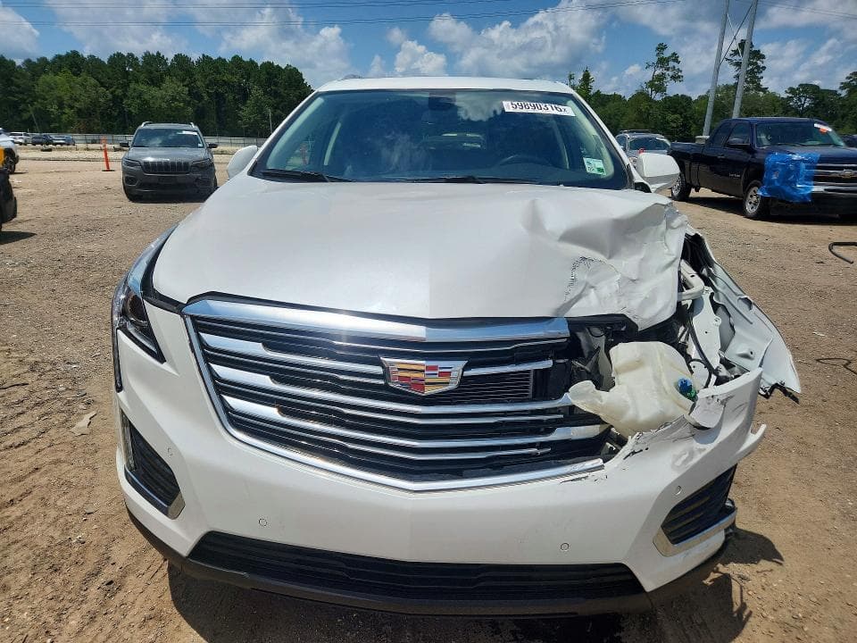 2017 CADILLAC XT5 LUXURY 5