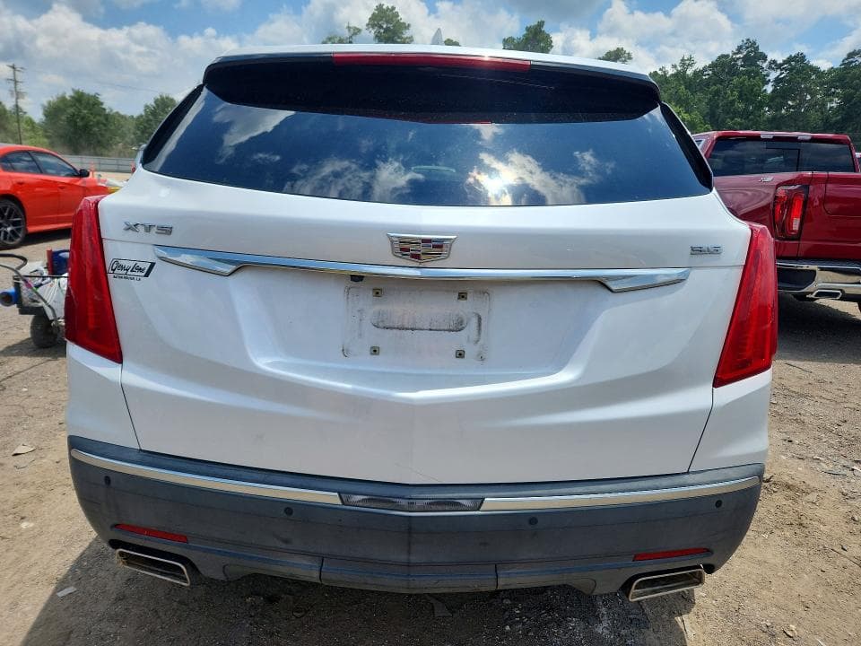 2017 CADILLAC XT5 LUXURY 6