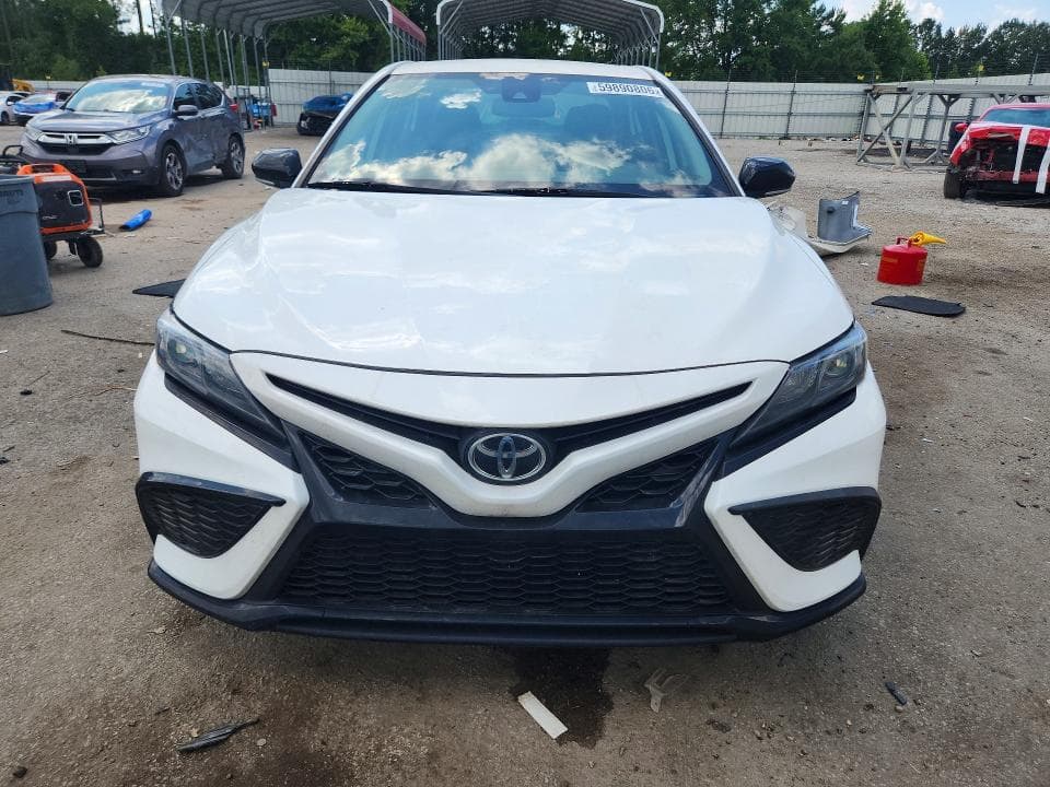 2024 TOYOTA CAMRY SE SE 5