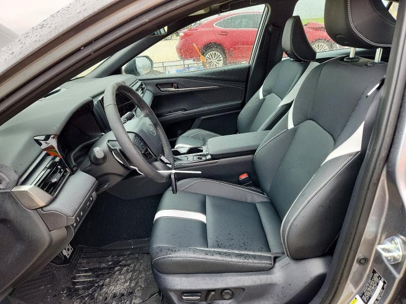 2026 TOYOTA CAMRY SE 7