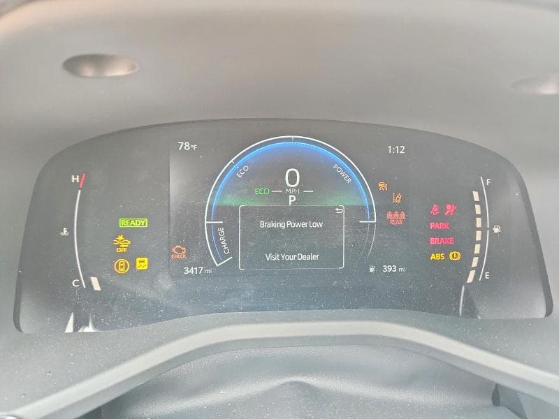2026 TOYOTA CAMRY SE 9