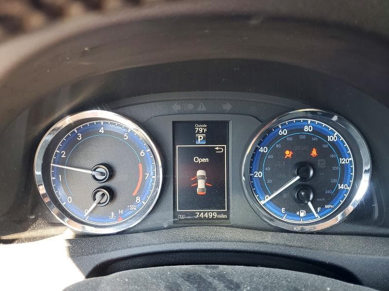 2019 TOYOTA COROLLA SE SE 9