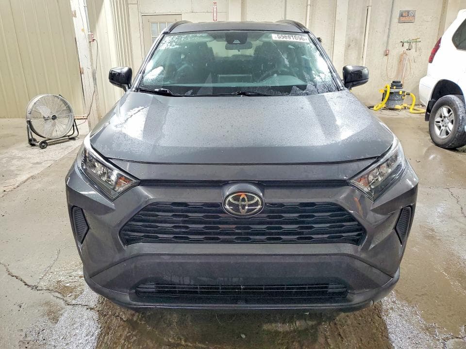 2020 TOYOTA RAV4 LE 5