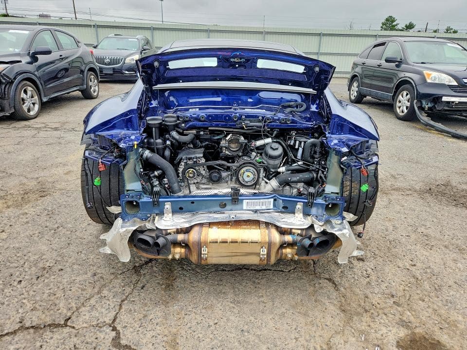 2024 PORSCHE 911 CARRERA 6