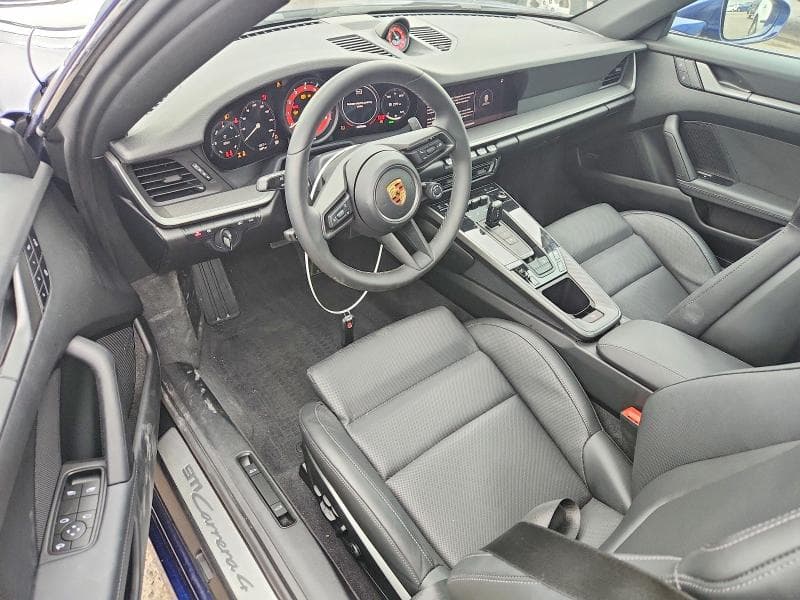 2024 PORSCHE 911 CARRERA 8