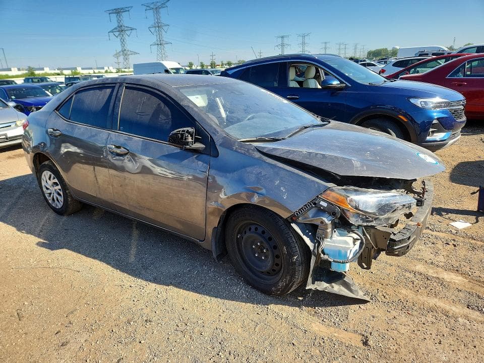 2017 TOYOTA COROLLA LE 4