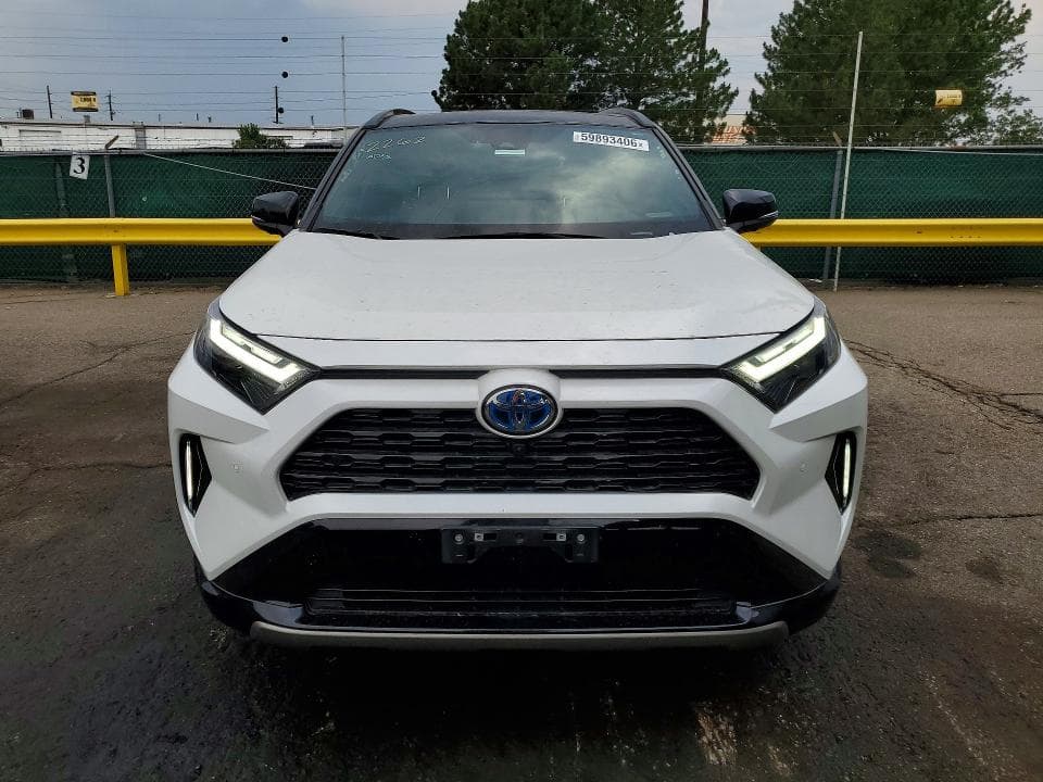 2024 TOYOTA RAV4 XSE 5