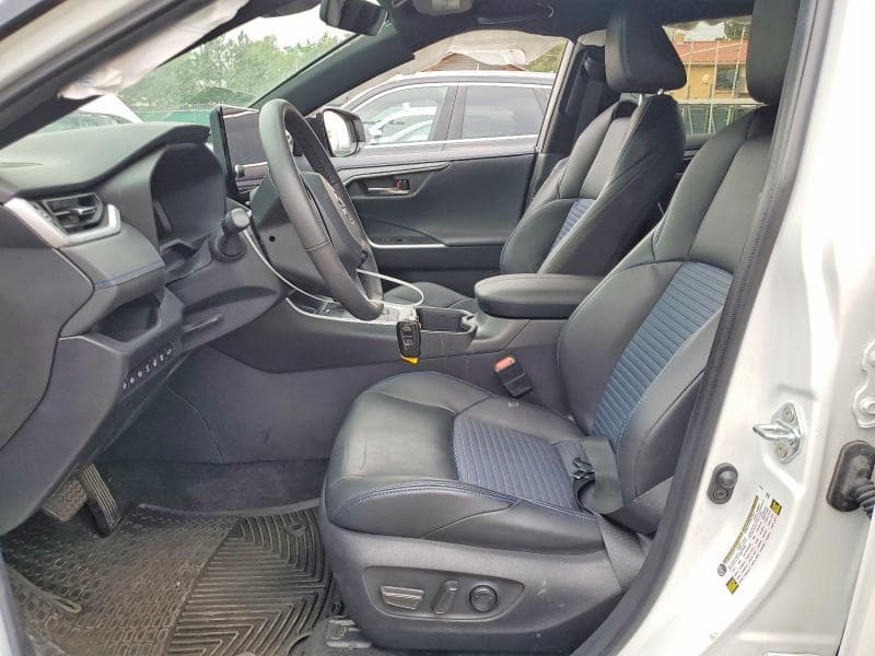 2024 TOYOTA RAV4 XSE 7