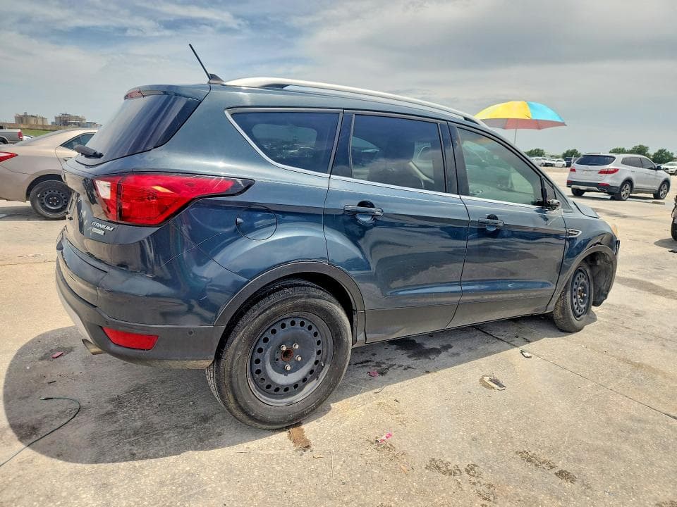2019 FORD ESCAPE TITANIUM TITANIUM 3