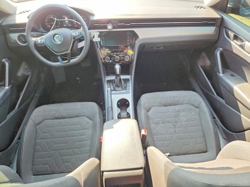 2021 VOLKSWAGEN PASSAT S S 8