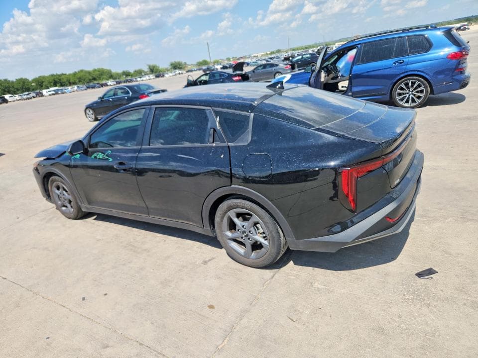 2025 KIA K4 LXS 2