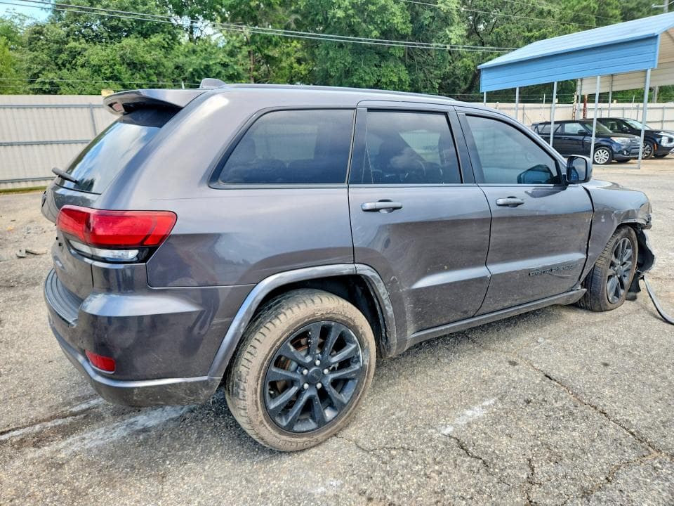 2018 JEEP GRAND CHEROKEE LAREDO 3