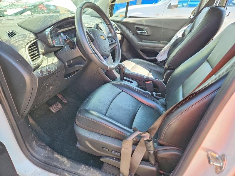 2021 CHEVROLET TRAX 1LT 7