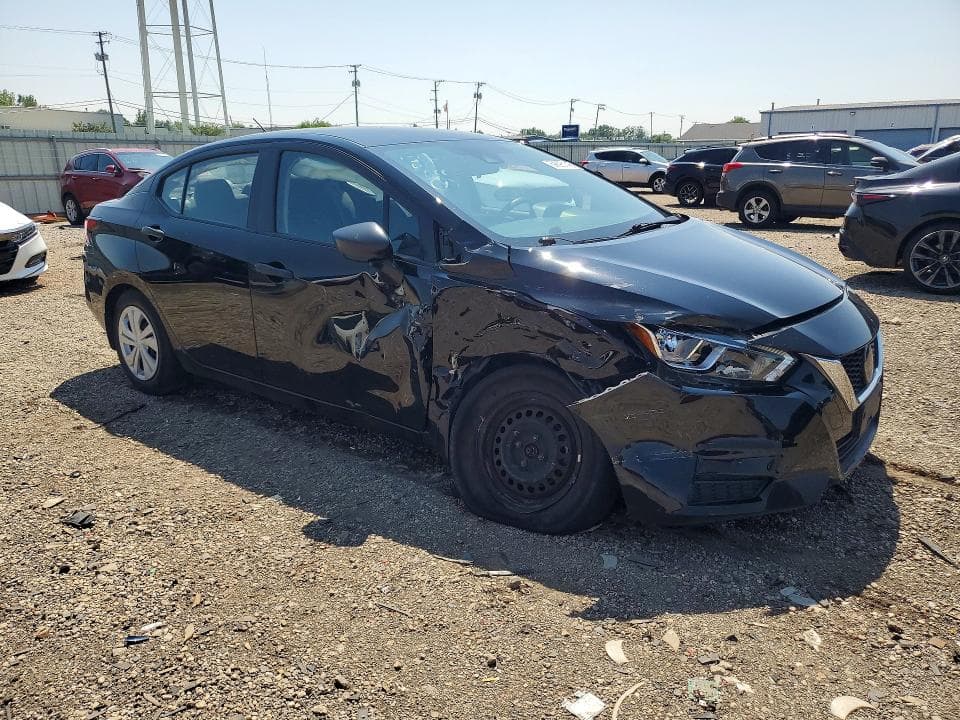 2021 NISSAN VERSA S 4