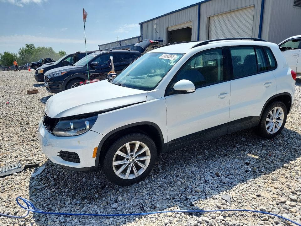 2017 VOLKSWAGEN TIGUAN S - 1