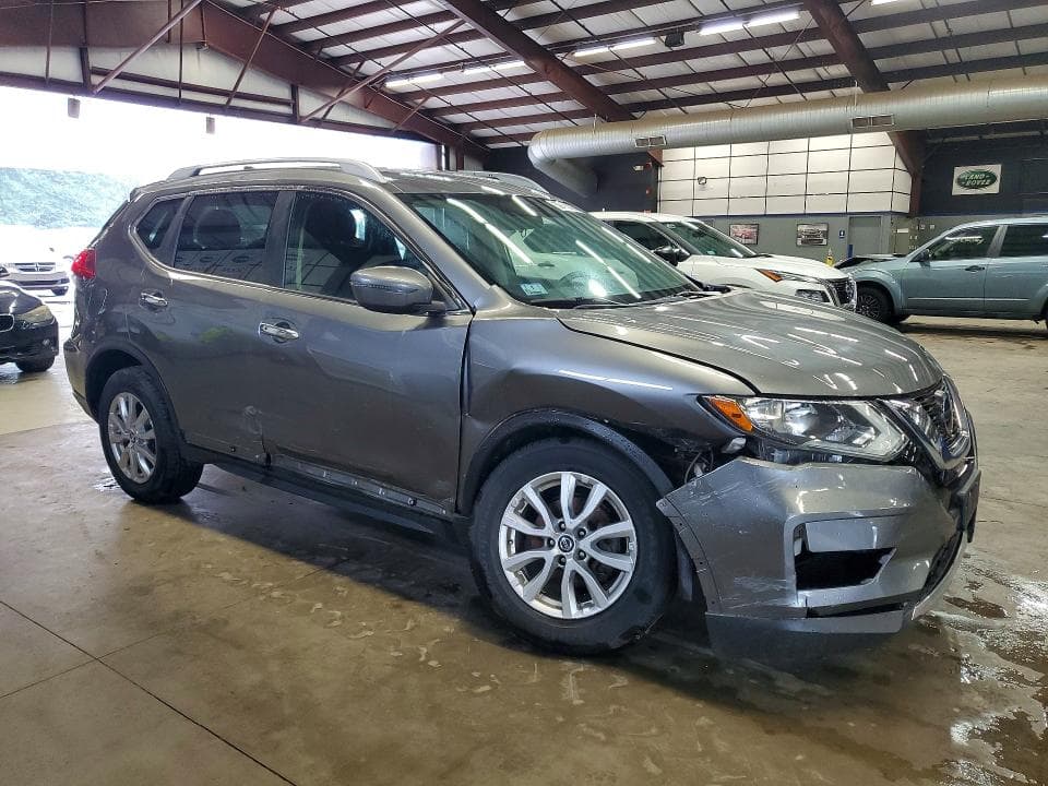 2018 NISSAN ROGUE SV 4