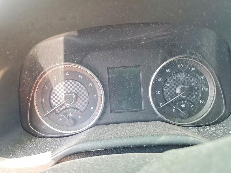 2020 HYUNDAI ELANTRA SEL 9