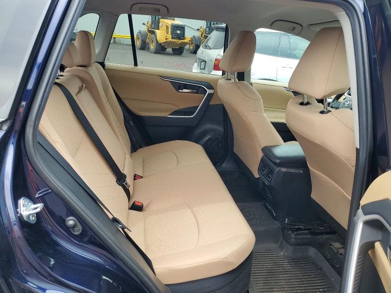2020 TOYOTA RAV4 HYBRID XLE XLE 10
