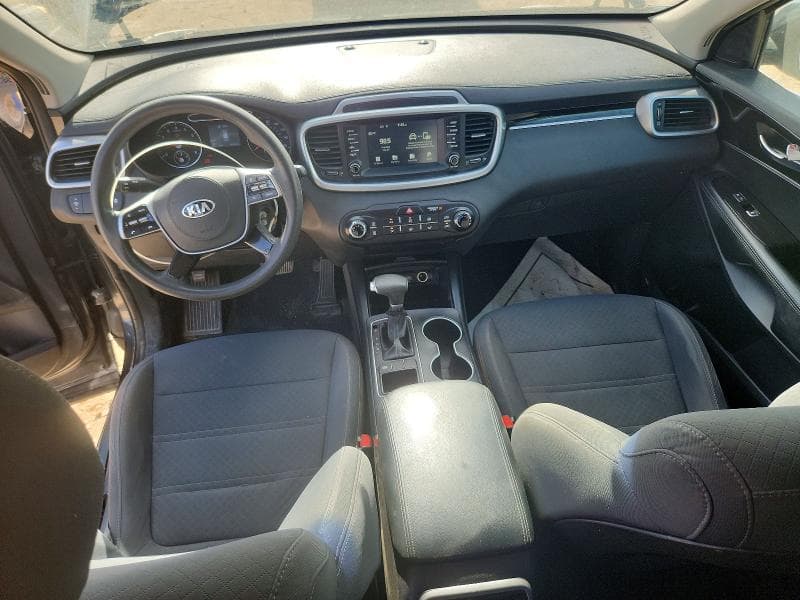 2020 KIA SORENTO S S 8
