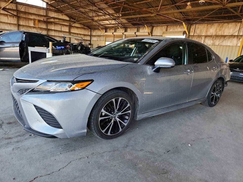 2019 TOYOTA CAMRY SE - 1