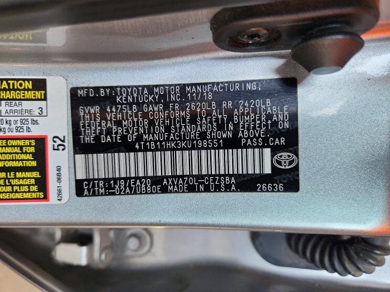 2019 TOYOTA CAMRY SE 13