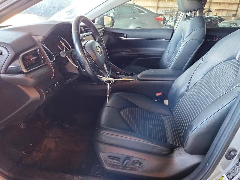 2019 TOYOTA CAMRY SE 7