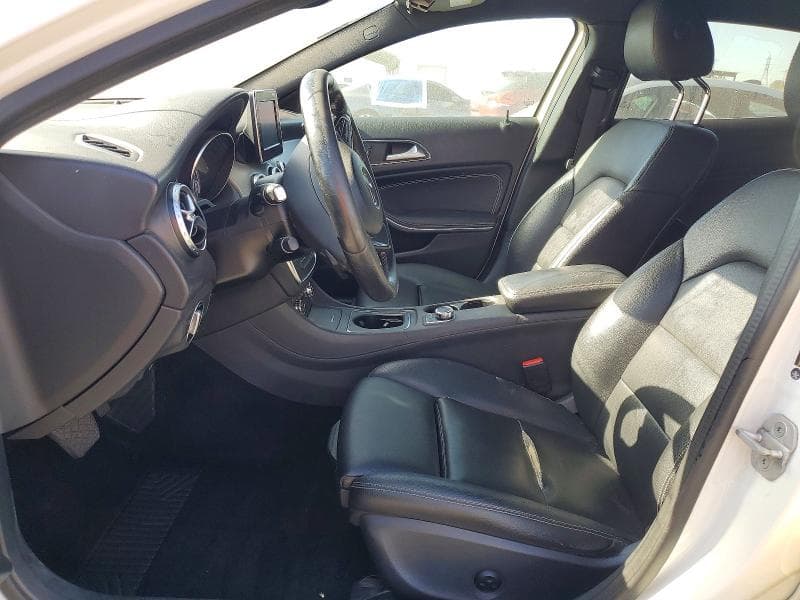 2017 MERCEDES-BENZ GLA 250 250 7