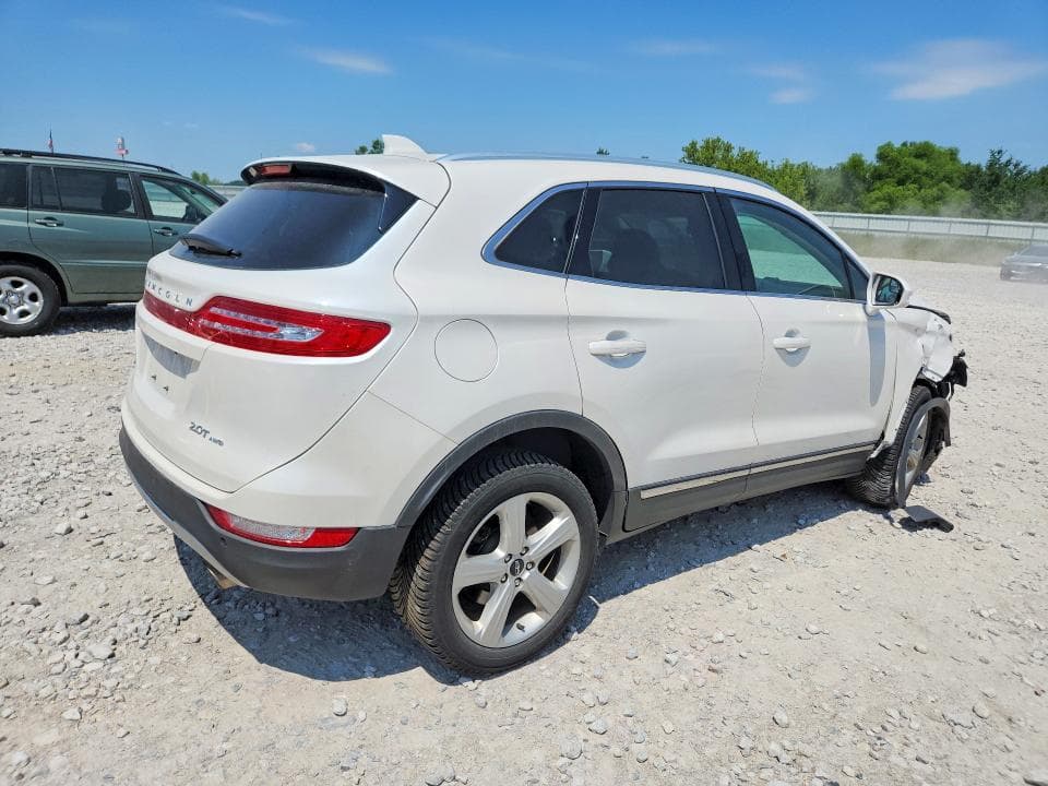 2018 LINCOLN MKC PREMIERE 3